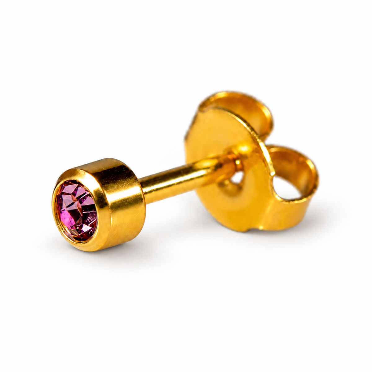 Caflon Aleksandritas 4mm stud tipo auskarai su violetiniu akmenėliu, paauksuoti