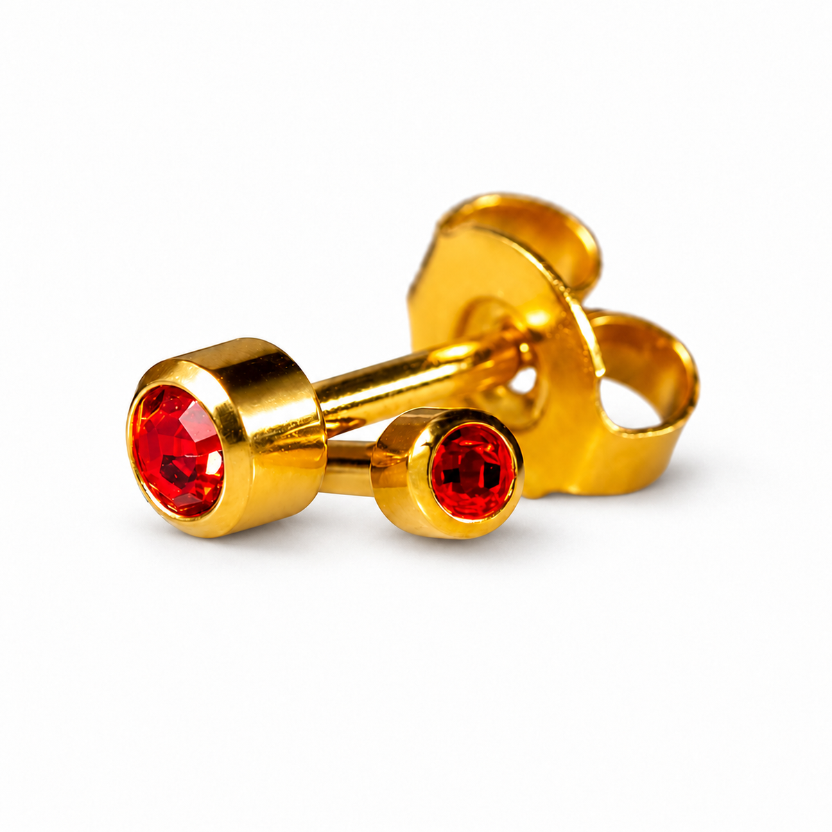 Caflon Mini Rubinas 3mm stud tipo auskarai su raudonu akmenėliu, paauksuoti