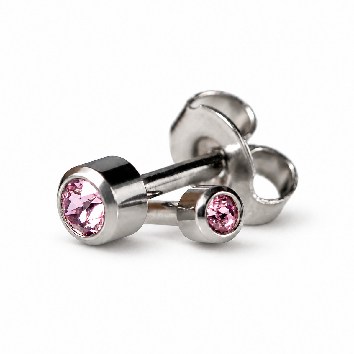 Caflon Mini Aleksandritas 3mm stud tipo auskarai su violetiniu akmenėliu, nerūdijantis plienas